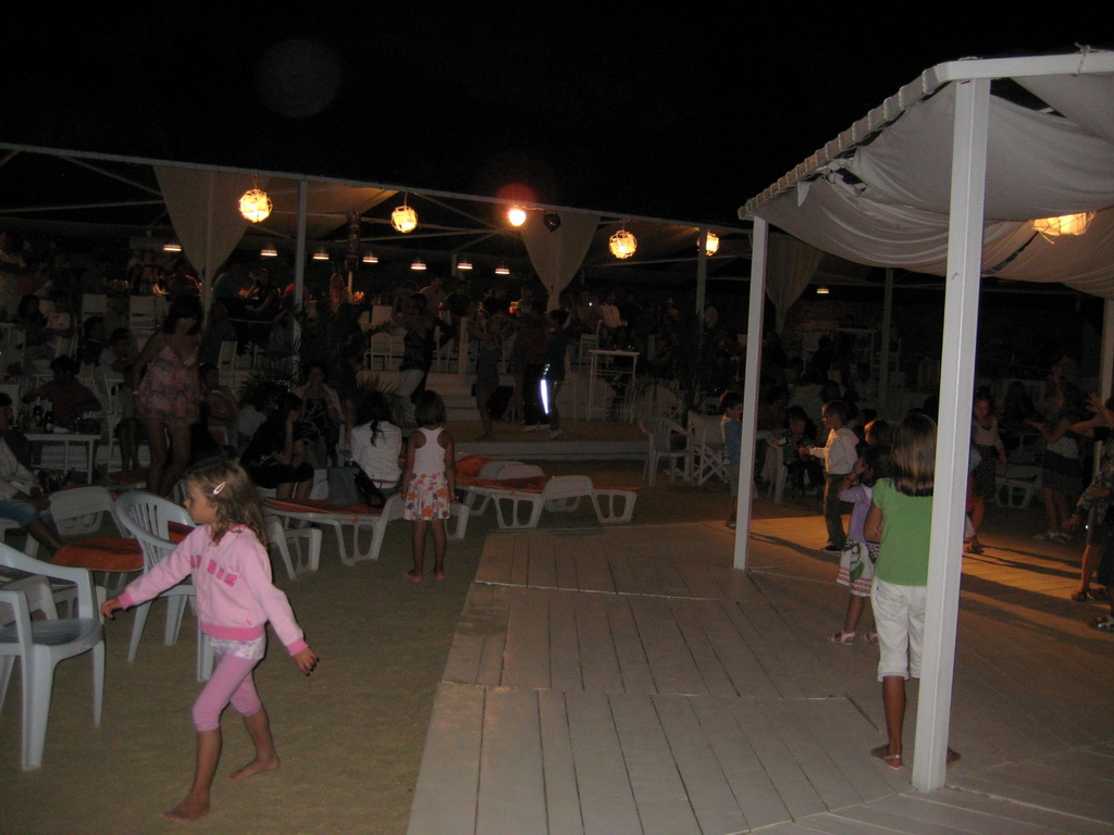 show 2011_04